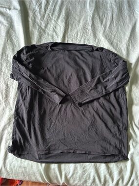 lululemon athletica Black Long-Sleeve Crew Tee